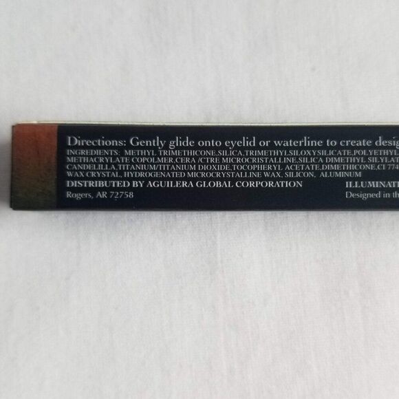 Illuminati Cosmetics - Multi-Chrome Gel Eyeliner in Prime - Picture 5 of 9